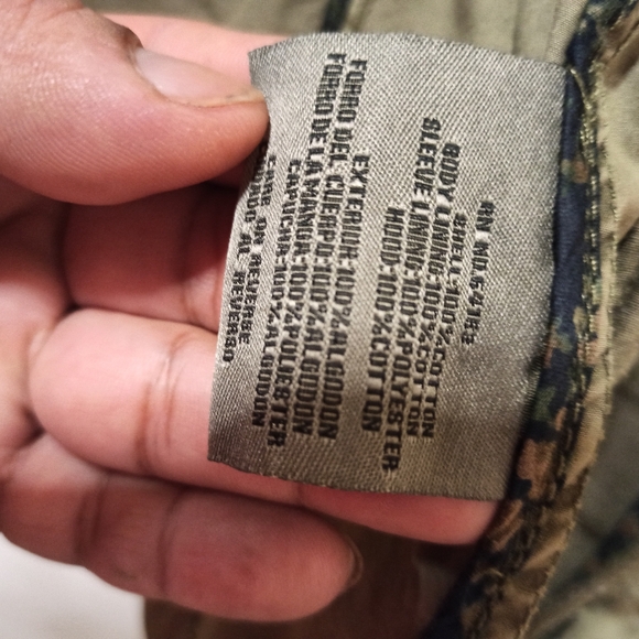 Levi's Womens Military Jacket small Olive Green Zip/Snap Closure Hideaway Hood - Picture 9 of 16